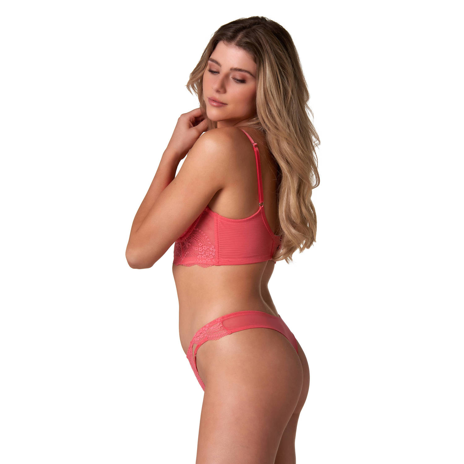 After Eden D-cup & up string Maite roze