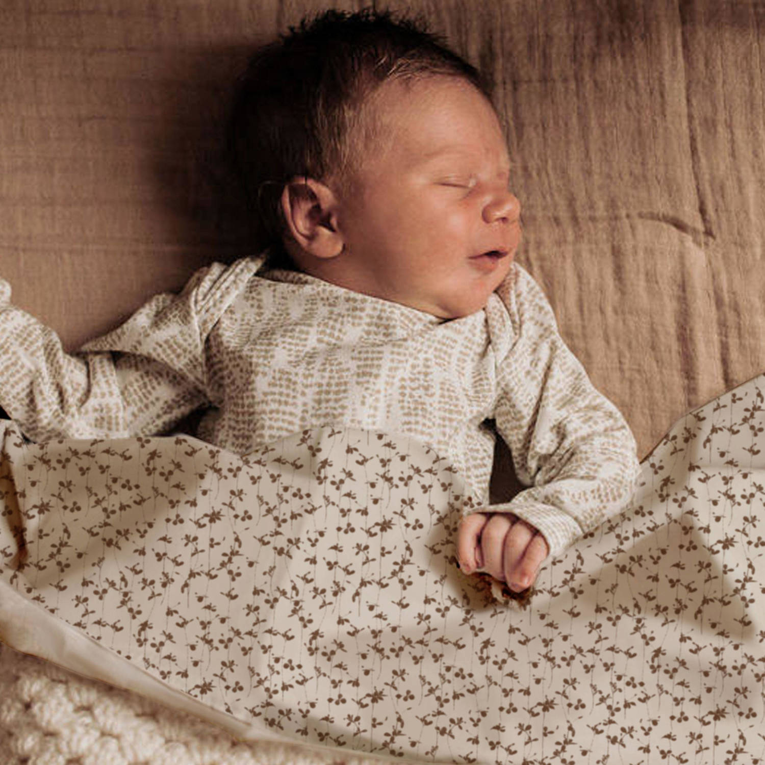 Yumi Baby ledikantlaken Brown Leafs