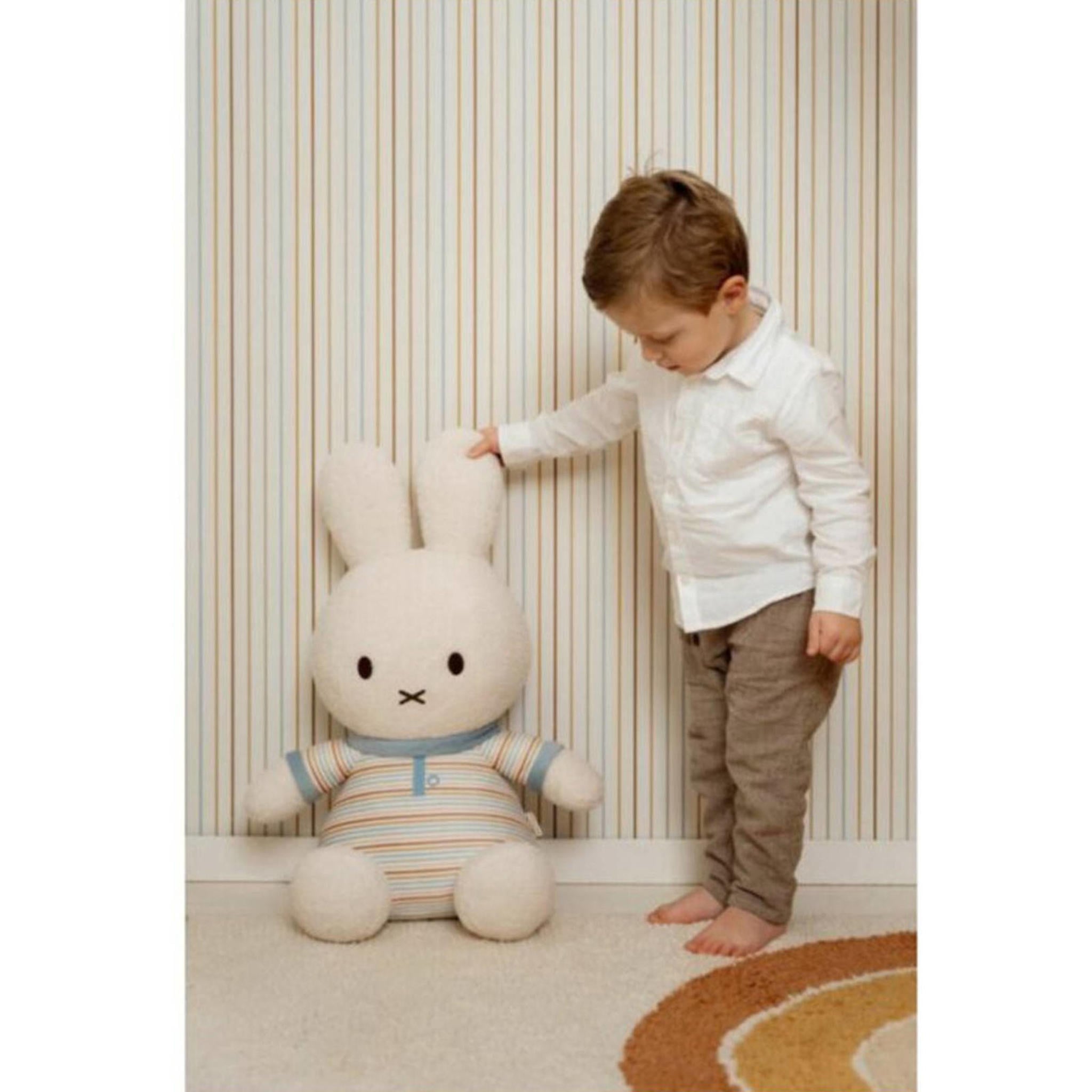 nijntje x Little Dutch Vintage Sunny Stripes knuffel 60 cm - Afbeelding 2