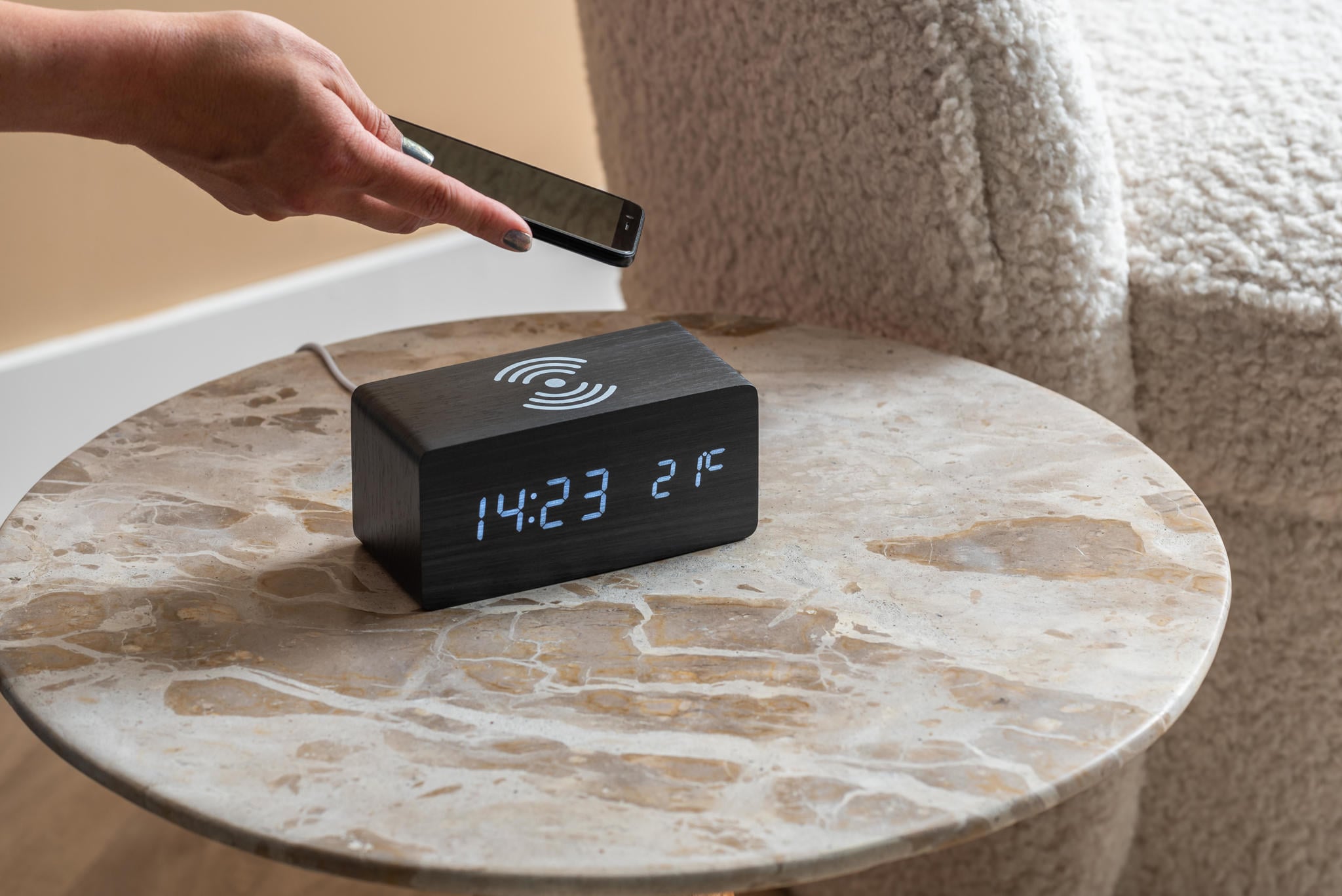 Karlsson wekker Block met telefoonlader LED - Afbeelding 2