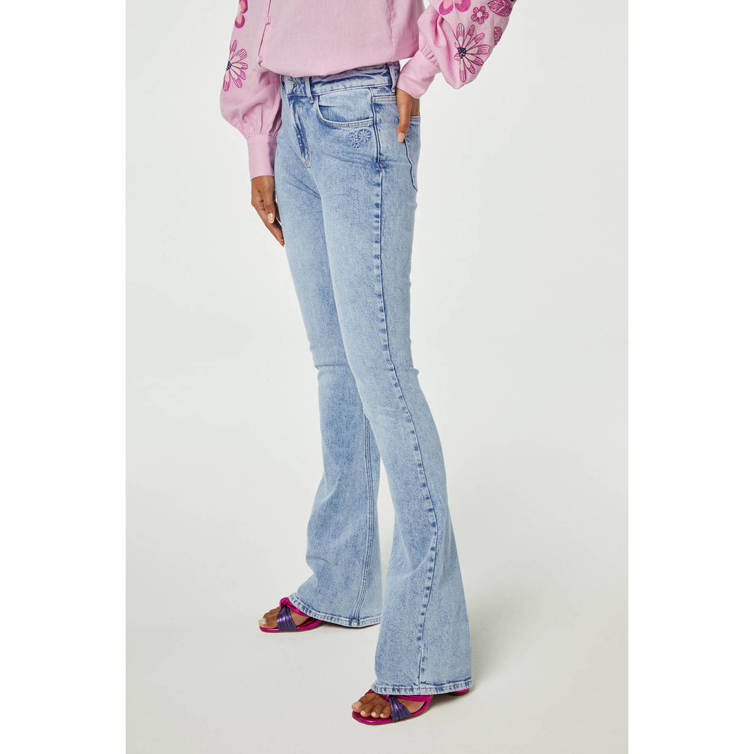 Fabienne Chapot flared jeans Eva light blue denim