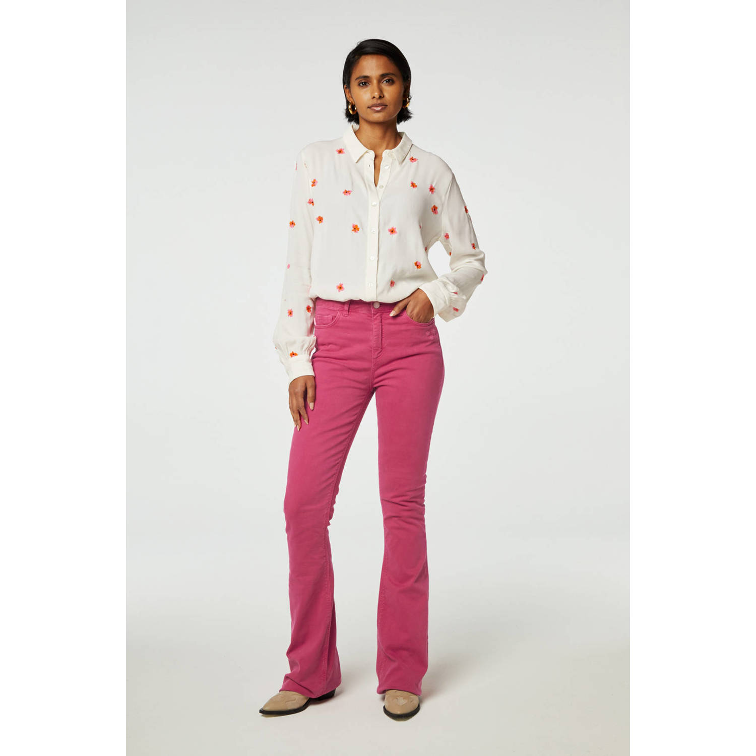 Fabienne Chapot blouse met all over print en borduursels creme roze oranje
