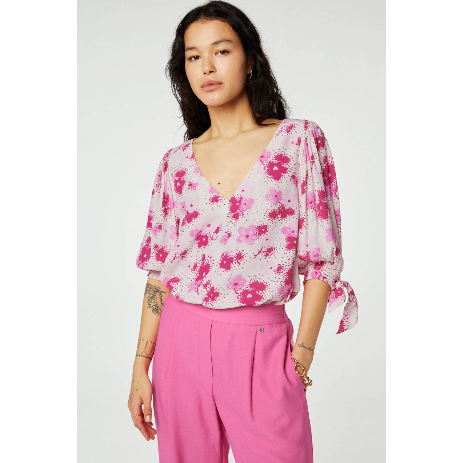 Fabienne Chapot top Nacha met all over print roze ecru