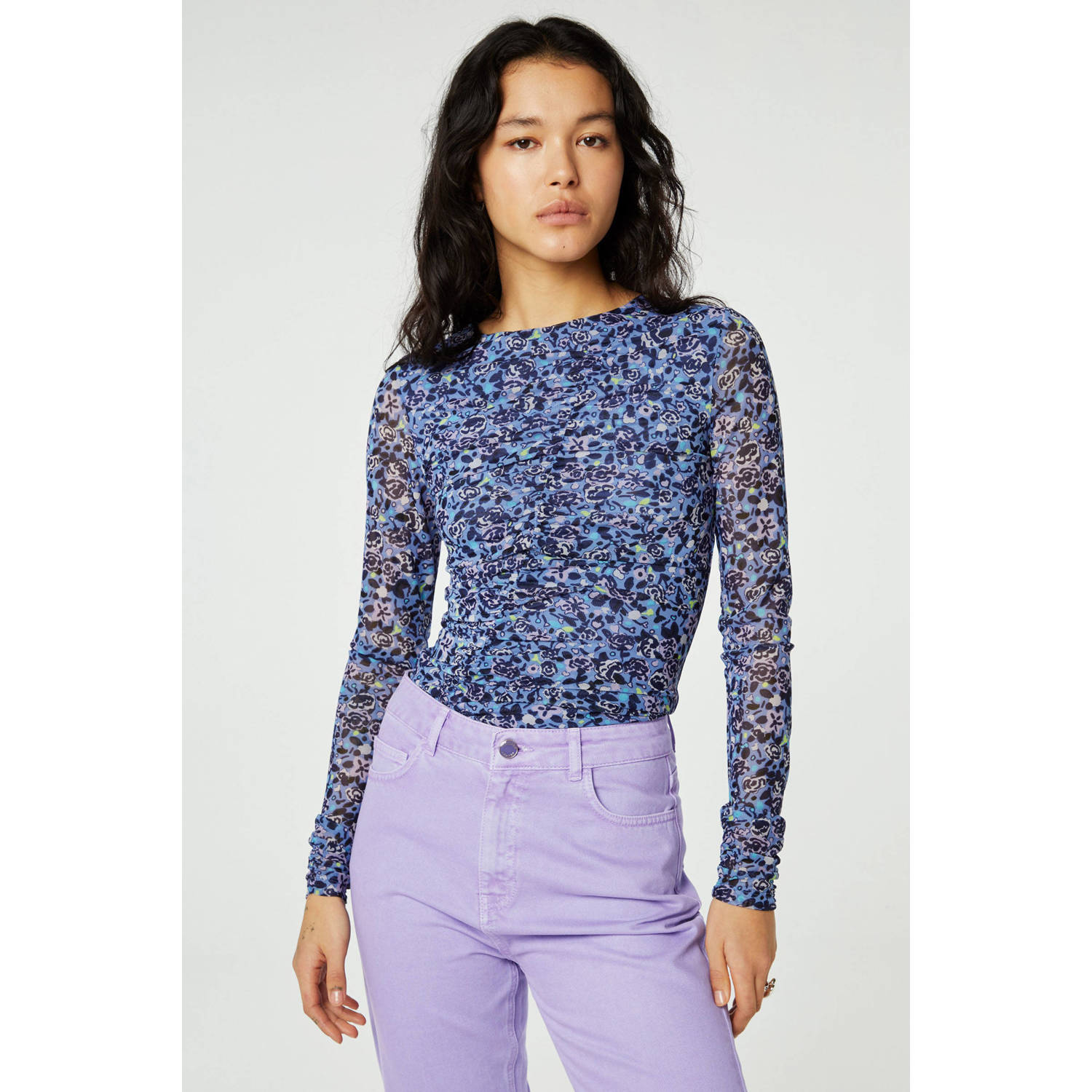 Fabienne Chapot top Kasia met all over print en plooien blauw paars zwart