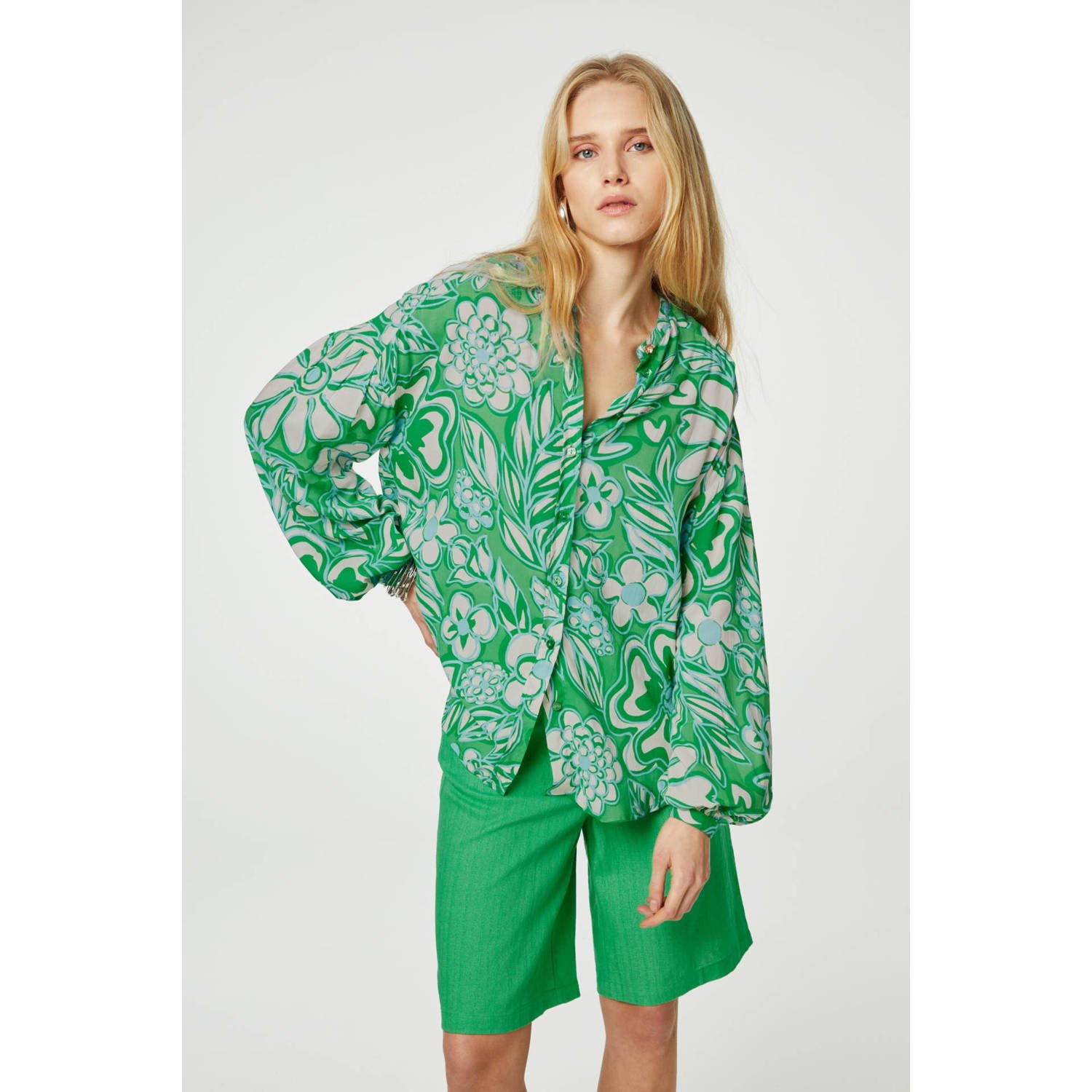 Fabienne Chapot blouse met all over print groen crème