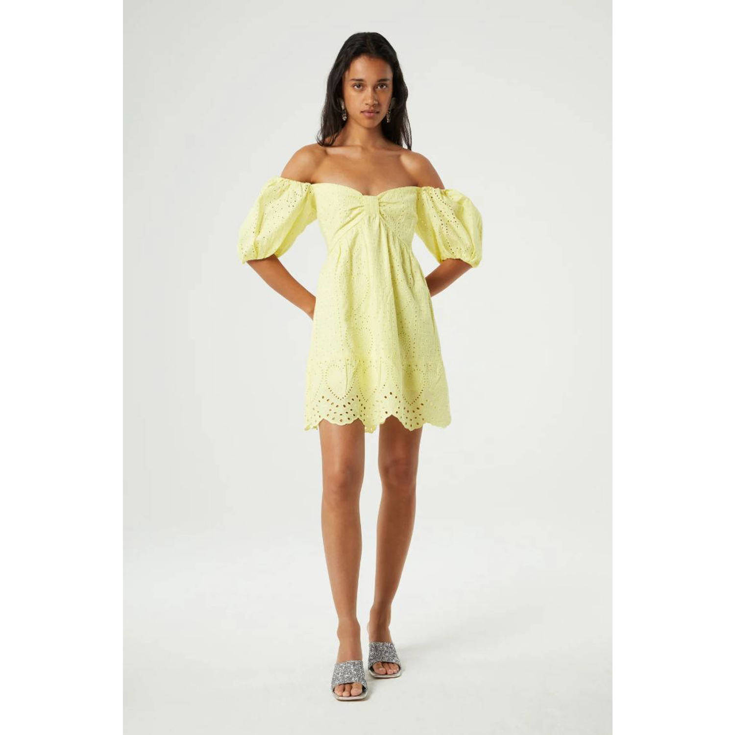 Fabienne Chapot off shoulder jurk lichtgeel