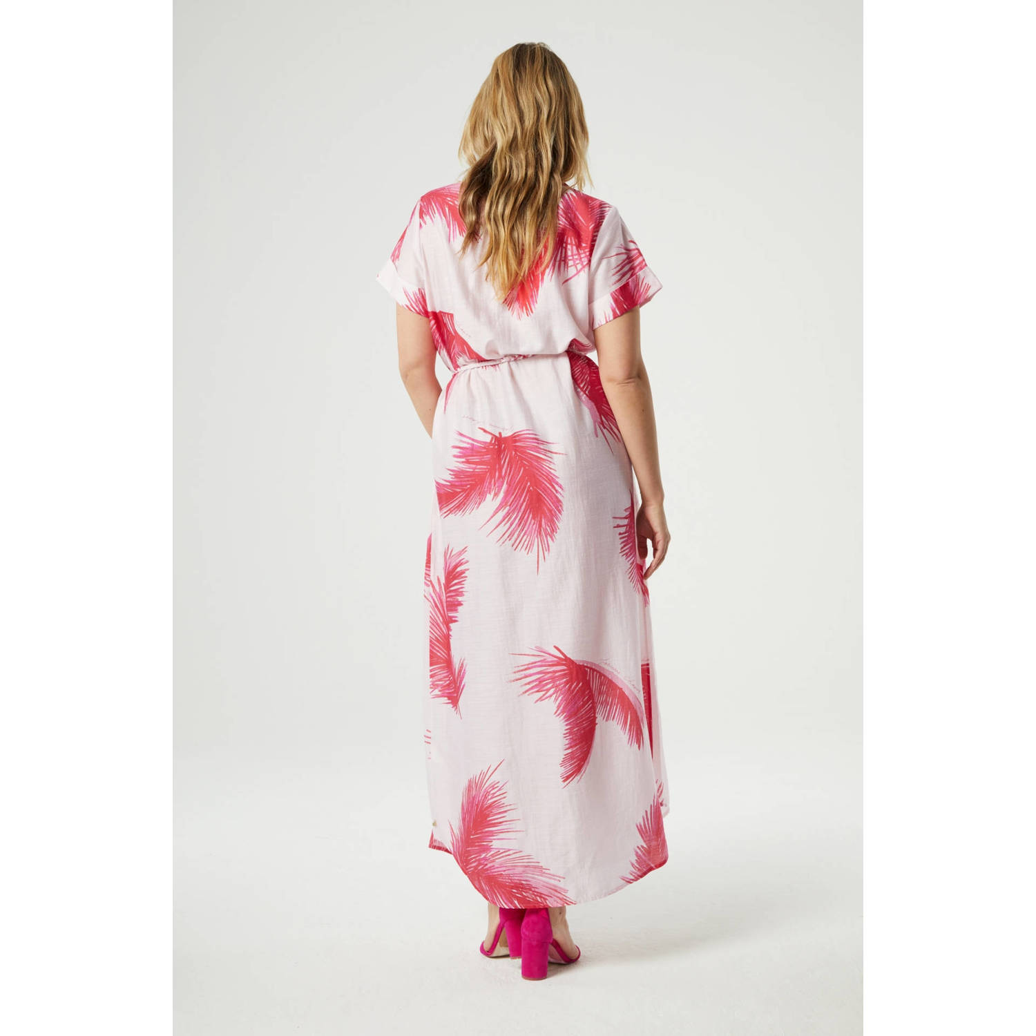 Fabienne Chapot maxi jurk met all over print en ceintuur roze lichtroze