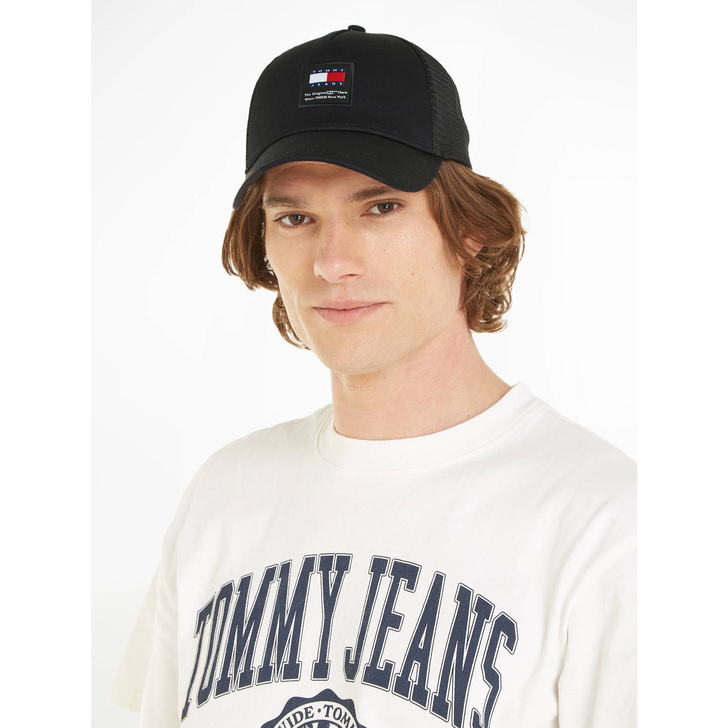 Tommy Jeans pet TJM Modern Patch zwart