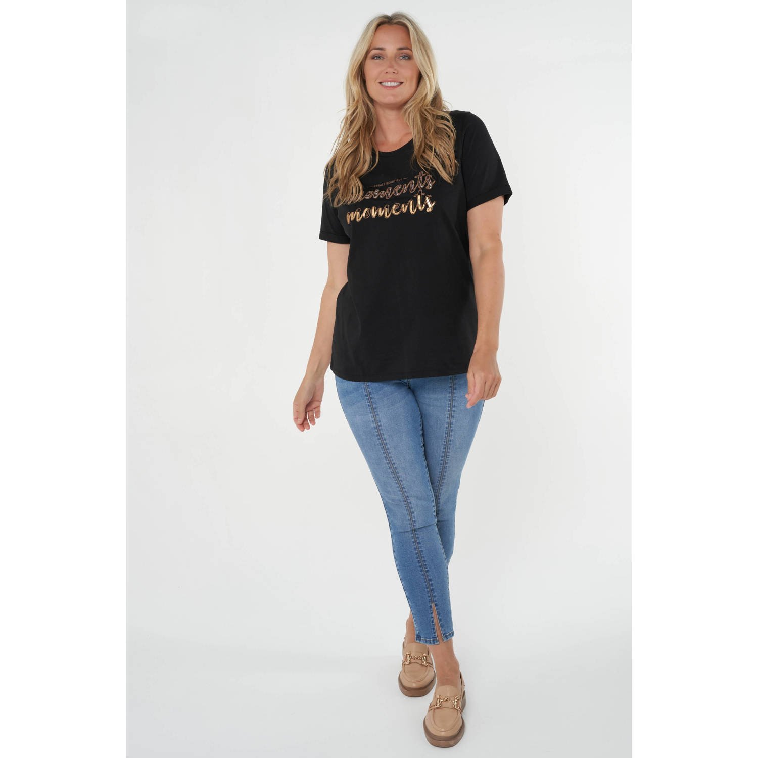 MS Mode T-shirt met tekst zwart goud