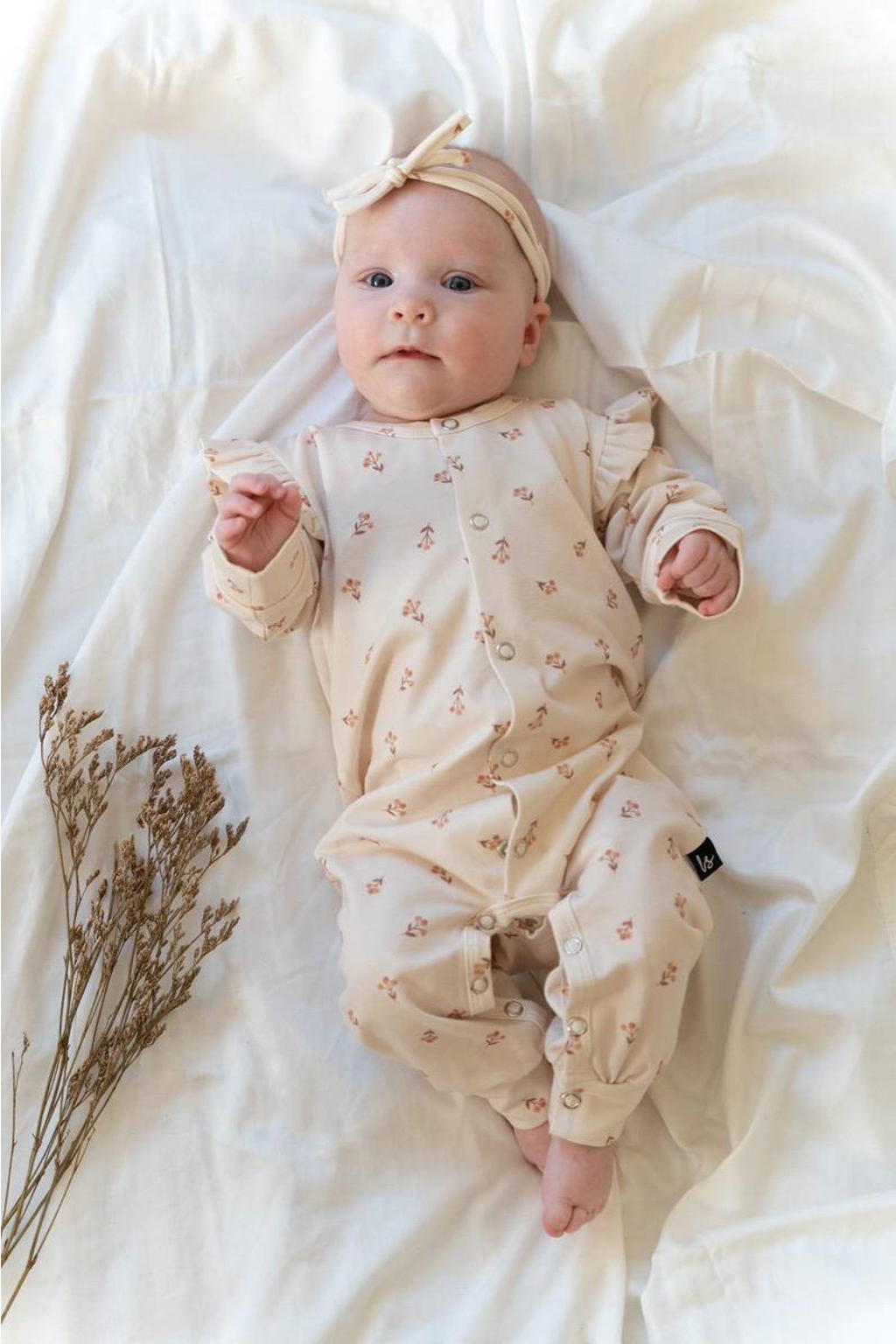 Name it baby boxpak nbnnightsuit- set van 2 wit/zand aanbieding bij Wehkamp Name it baby boxpak nbnnightsuit- set van 2 wit/zand aanbieding bij Wehkamp