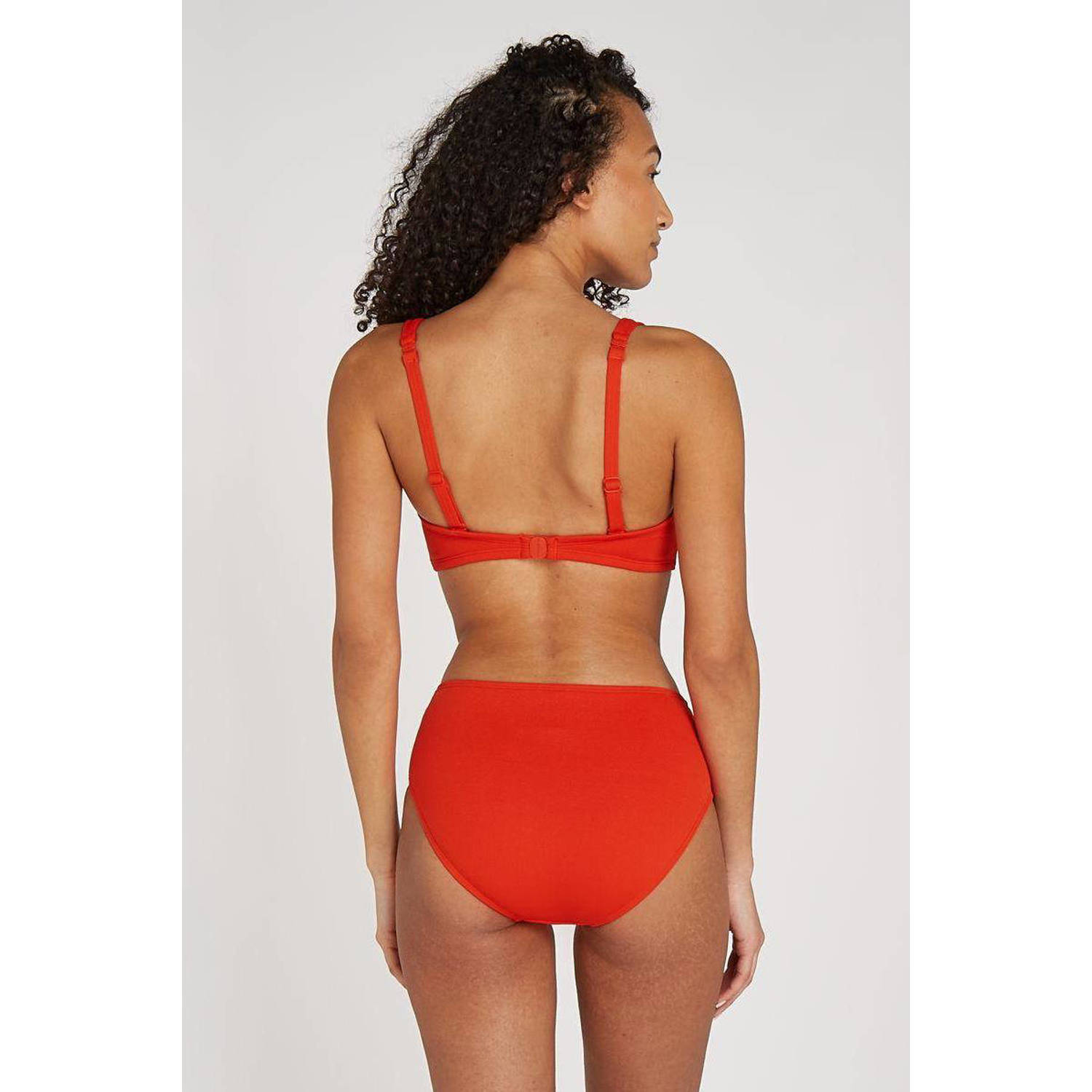 ten Cate Beach TC WOW voorgevormde beugel bikinitop met textuur rood