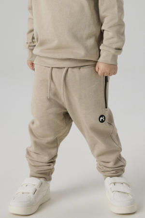 slim fit joggingbroek NMMVIMO lichtbruin