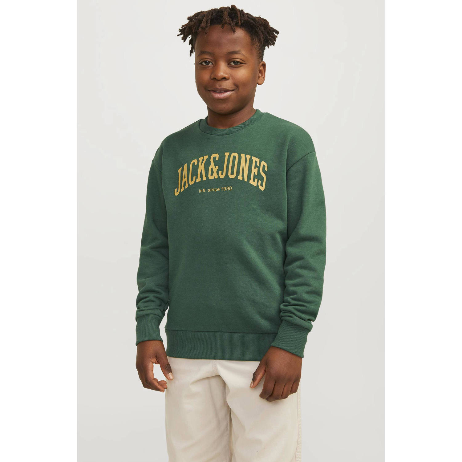 Jack & jones JUNIOR sweater JJEJOSH met tekst donkergroen geel Tekst 128