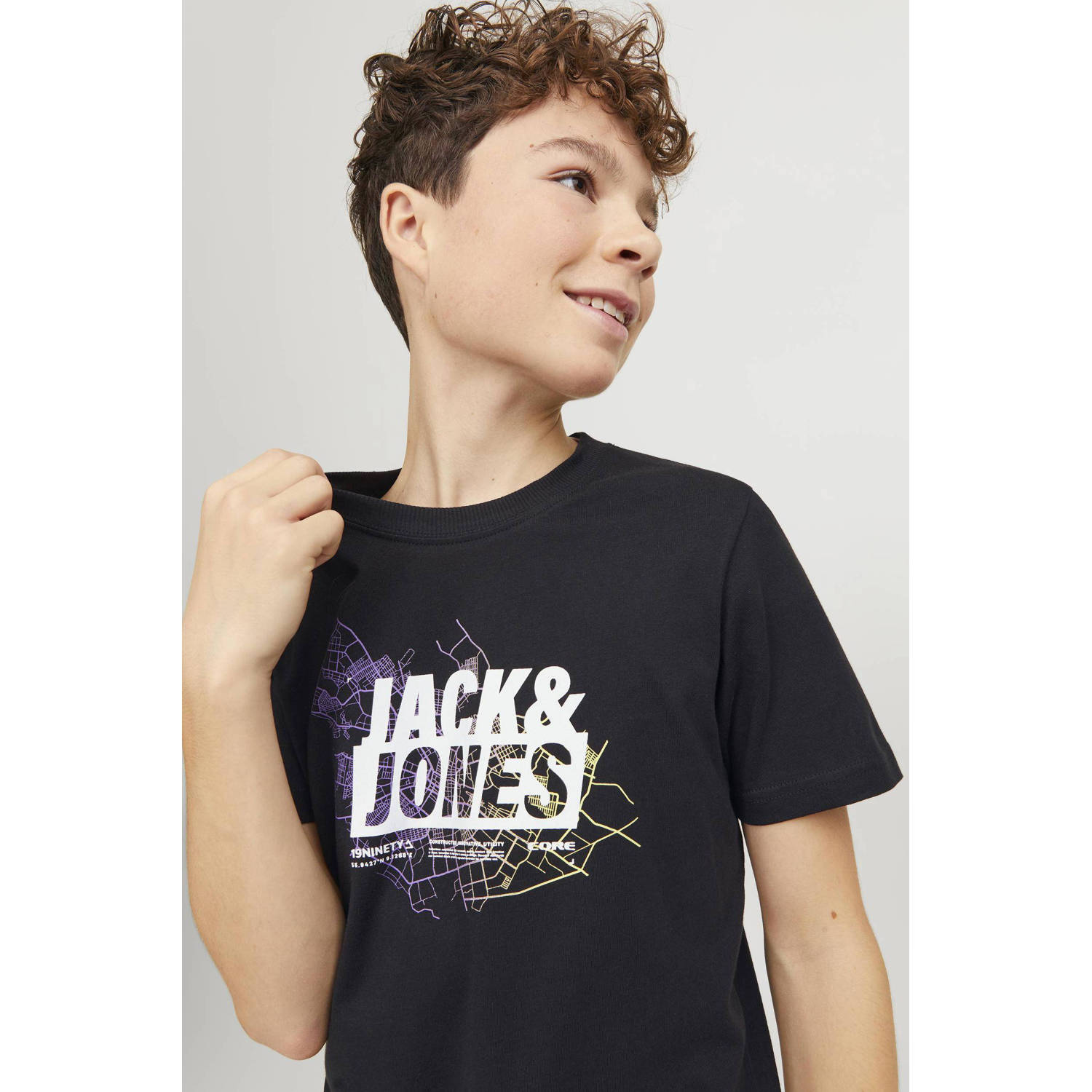 JACK & JONES JUNIOR T-shirt JCOMAP met printopdruk zwart