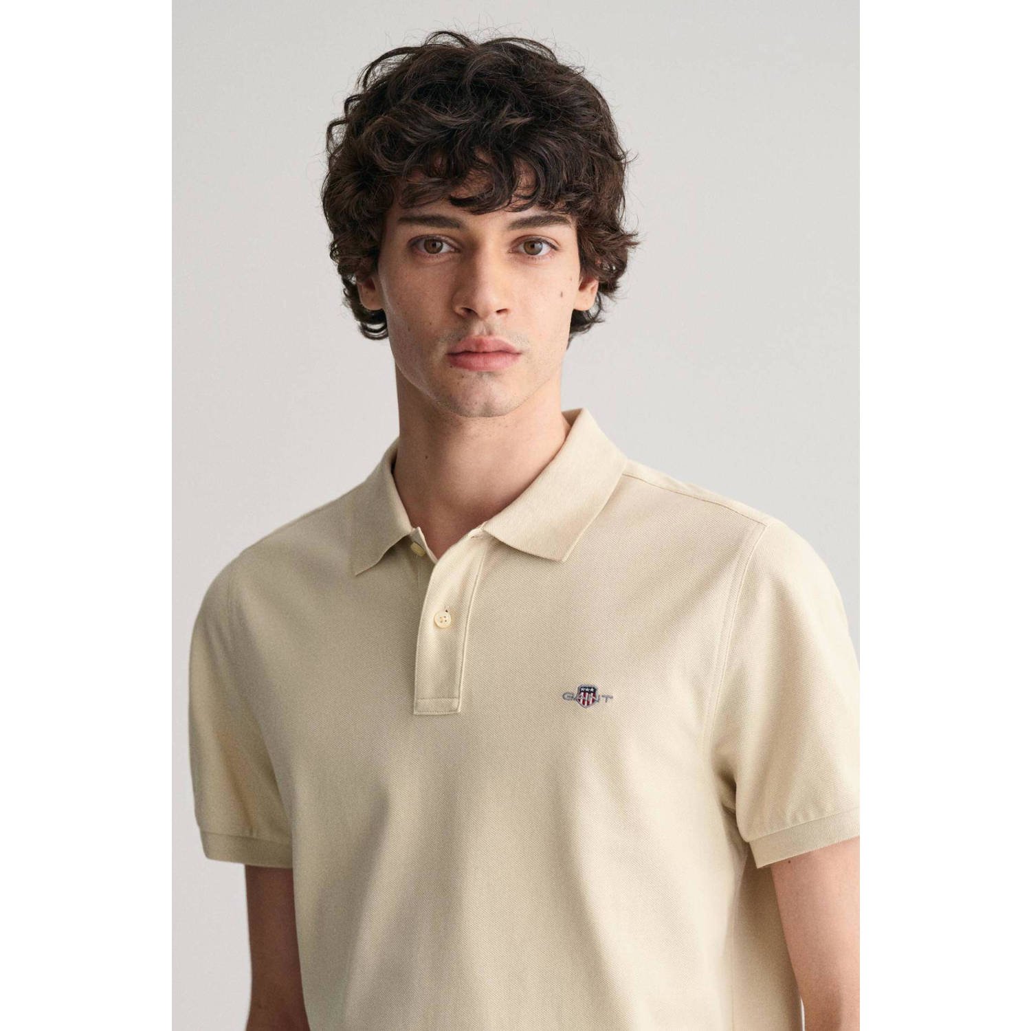 GANT regular fit polo REG SHIELD met logo silky beige