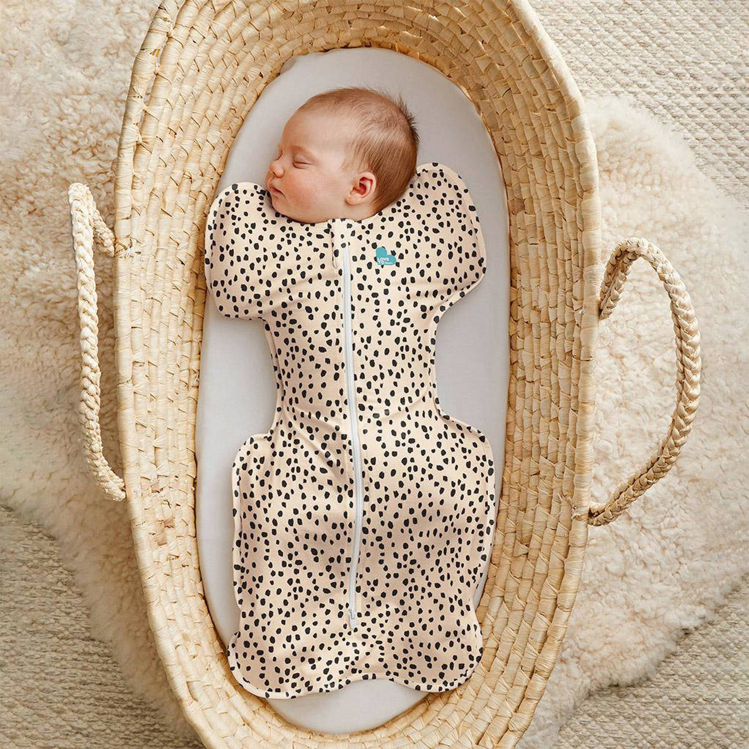 Love to Dream inbakerslaapzak Fase 1 Swaddle UP 1.0 Animal Beige