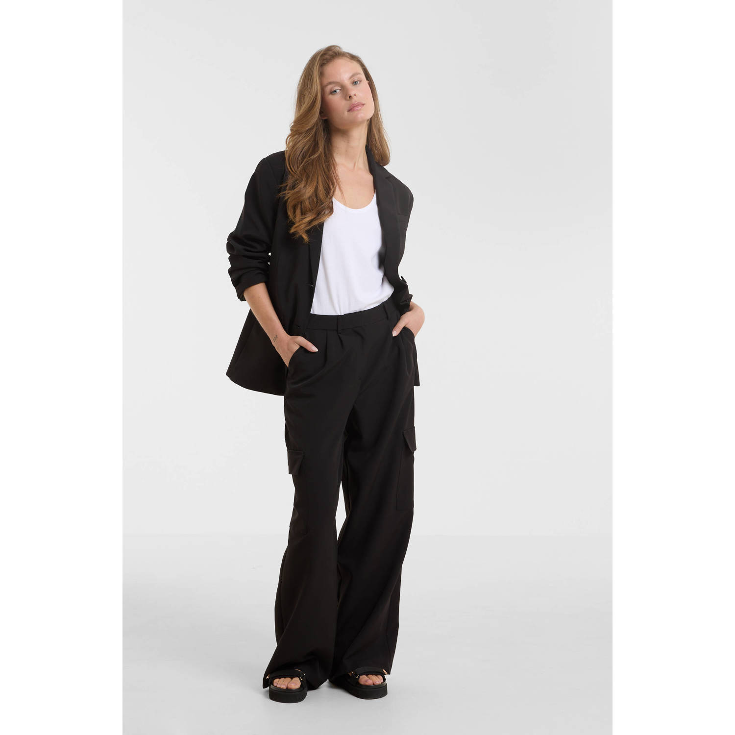 Anytime tailored cargo wide leg broek zwart
