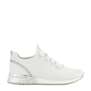 slip-on sneakers wit