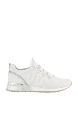 slip-on sneakers wit