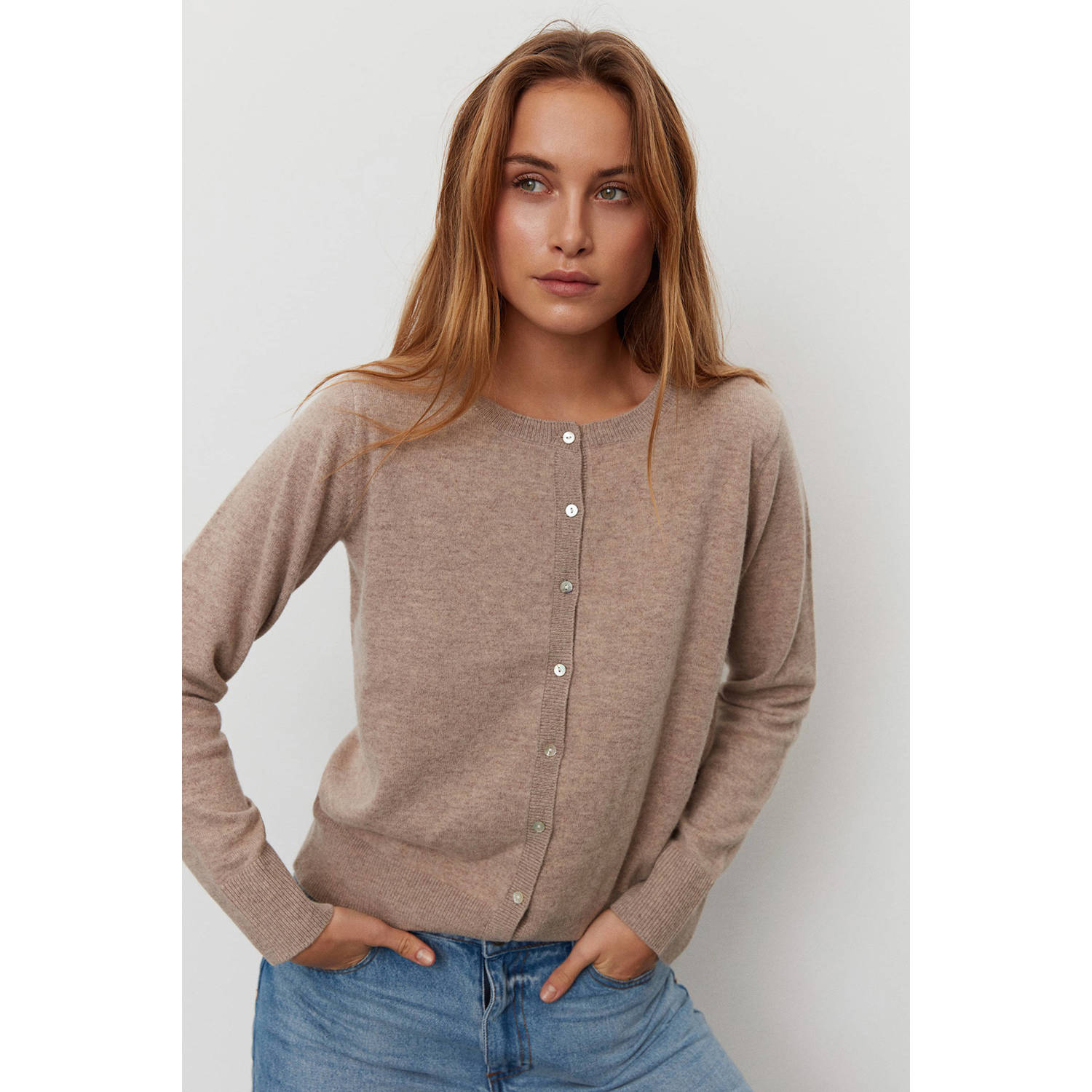 Sofie Schnoor Feminine Cardigan met Knopen Brown Dames