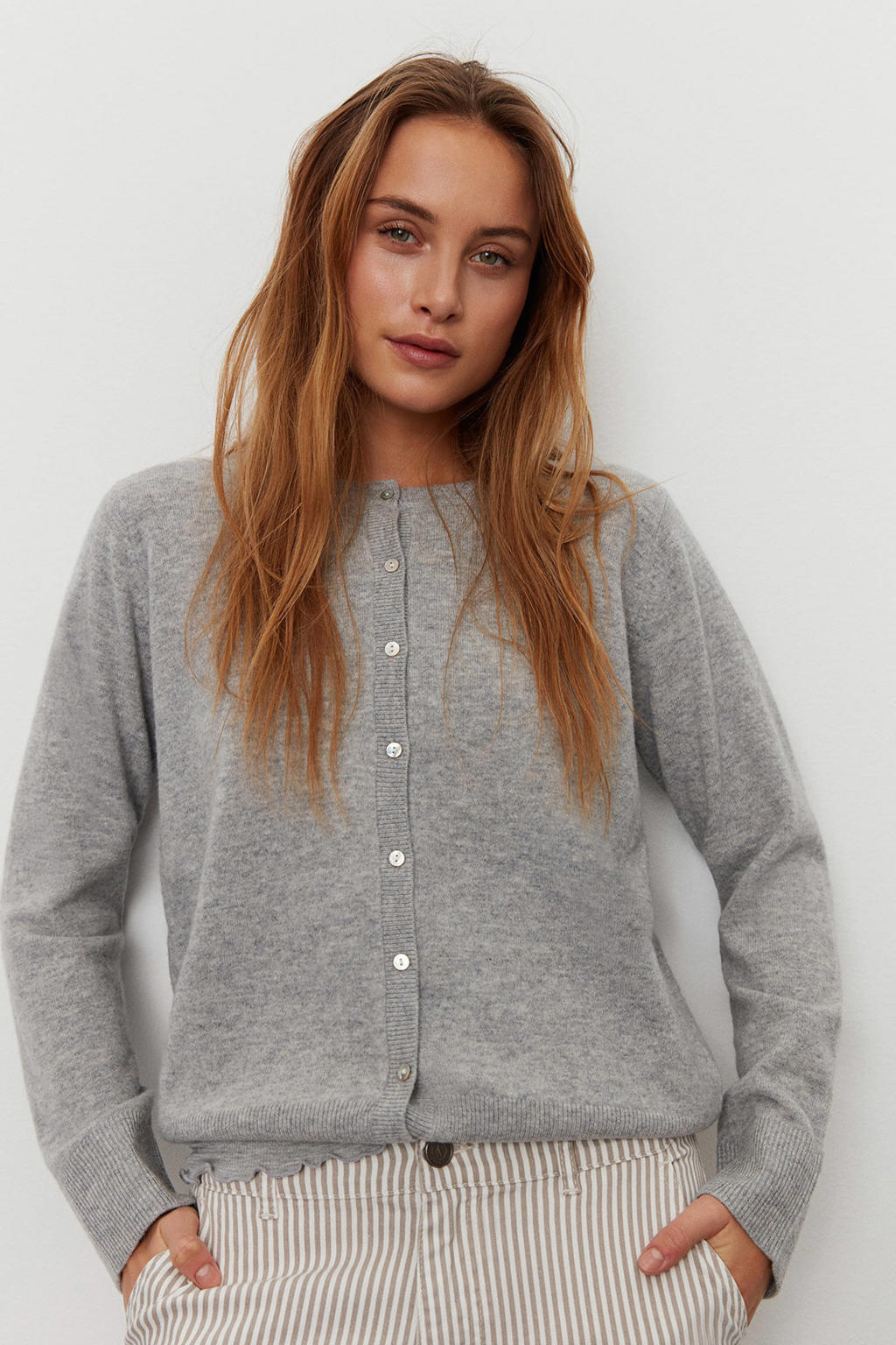 Grijs melange dames Sofie Schnoor wollen vest melange met effen, lange mouwen, ronde hals en knoopsluiting