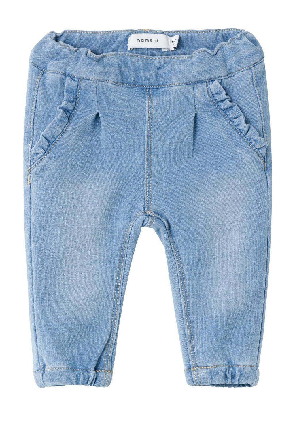 Light blue denim jongens NAME IT BABY baby broek van katoen met loose fit, elastische tailleband en effen