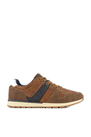 sneakers bruin