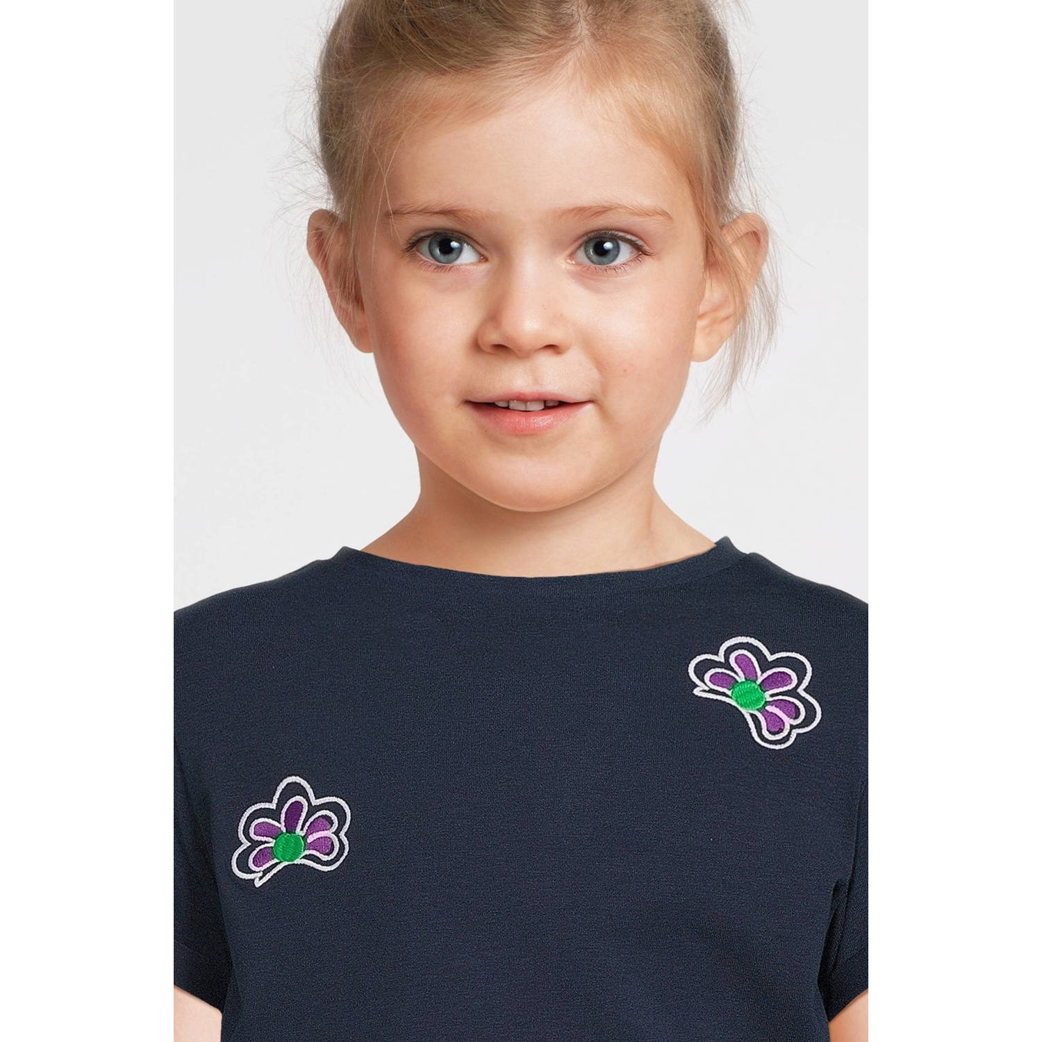 B.Nosy Vivianne T-shirt