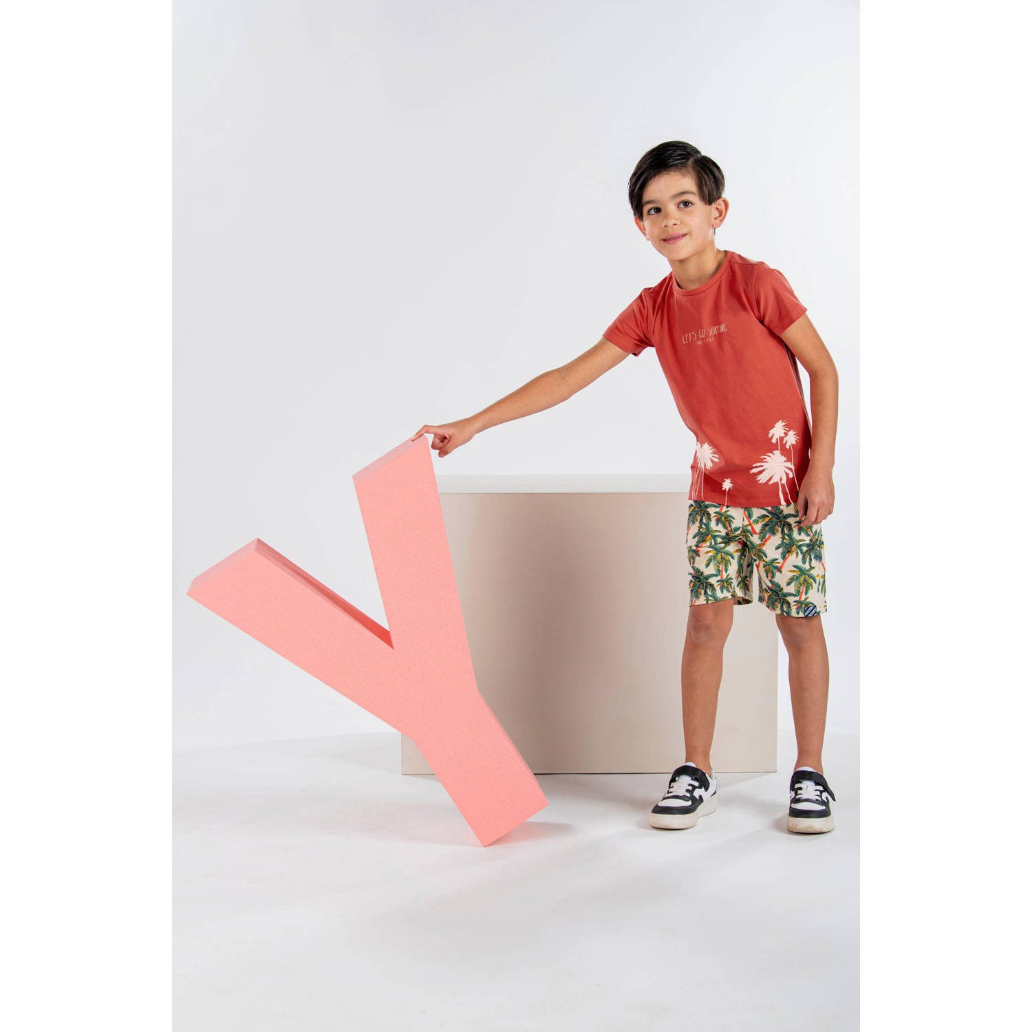 B.Nosy T-shirt Kane met printopdruk paprika