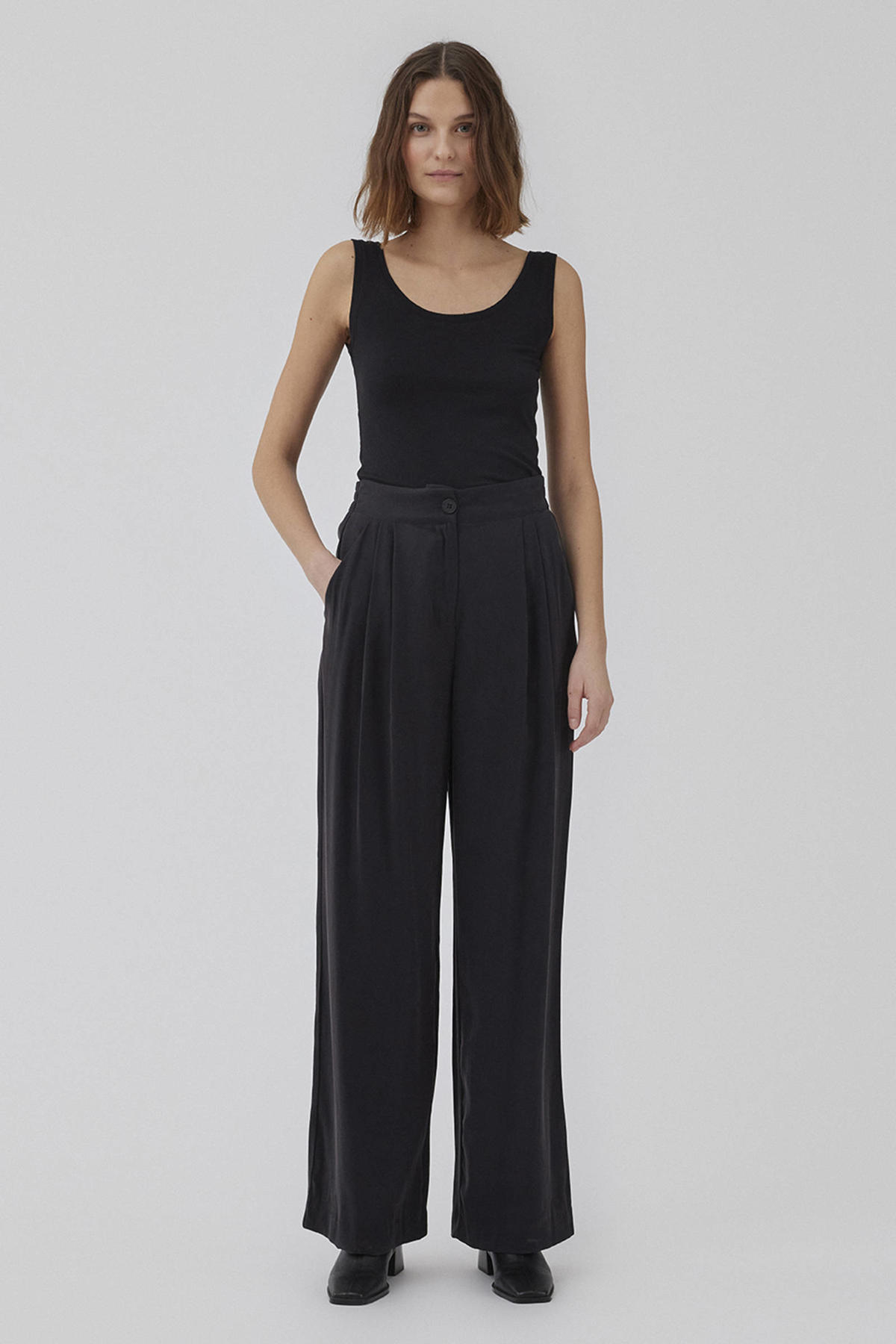 Modström - Himamd Off-Shoulder Top 57928 - 7090 - Black main image 1
