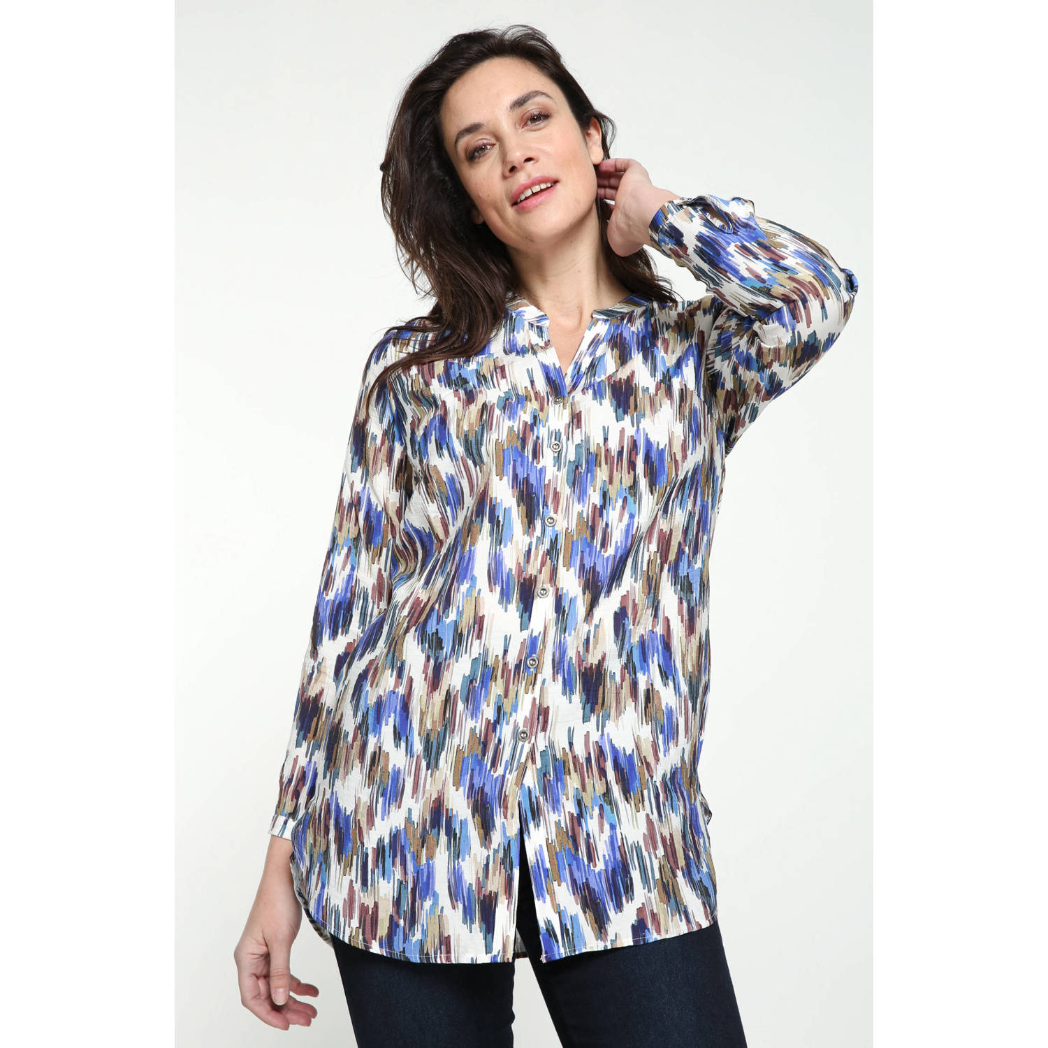 Cassis blouse met all over print ecru blauw zand