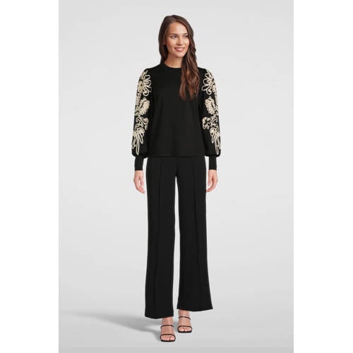 OBJECT Top OBJCAROLINE met 3D applicatie zwart/offwhite afbeelding