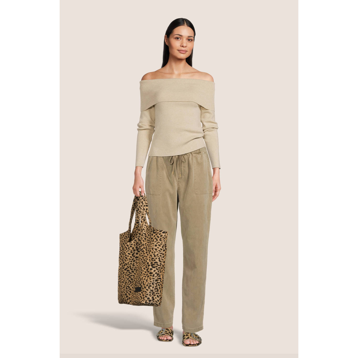 Circle of Trust cropped loose fit pantalon ESRA beige