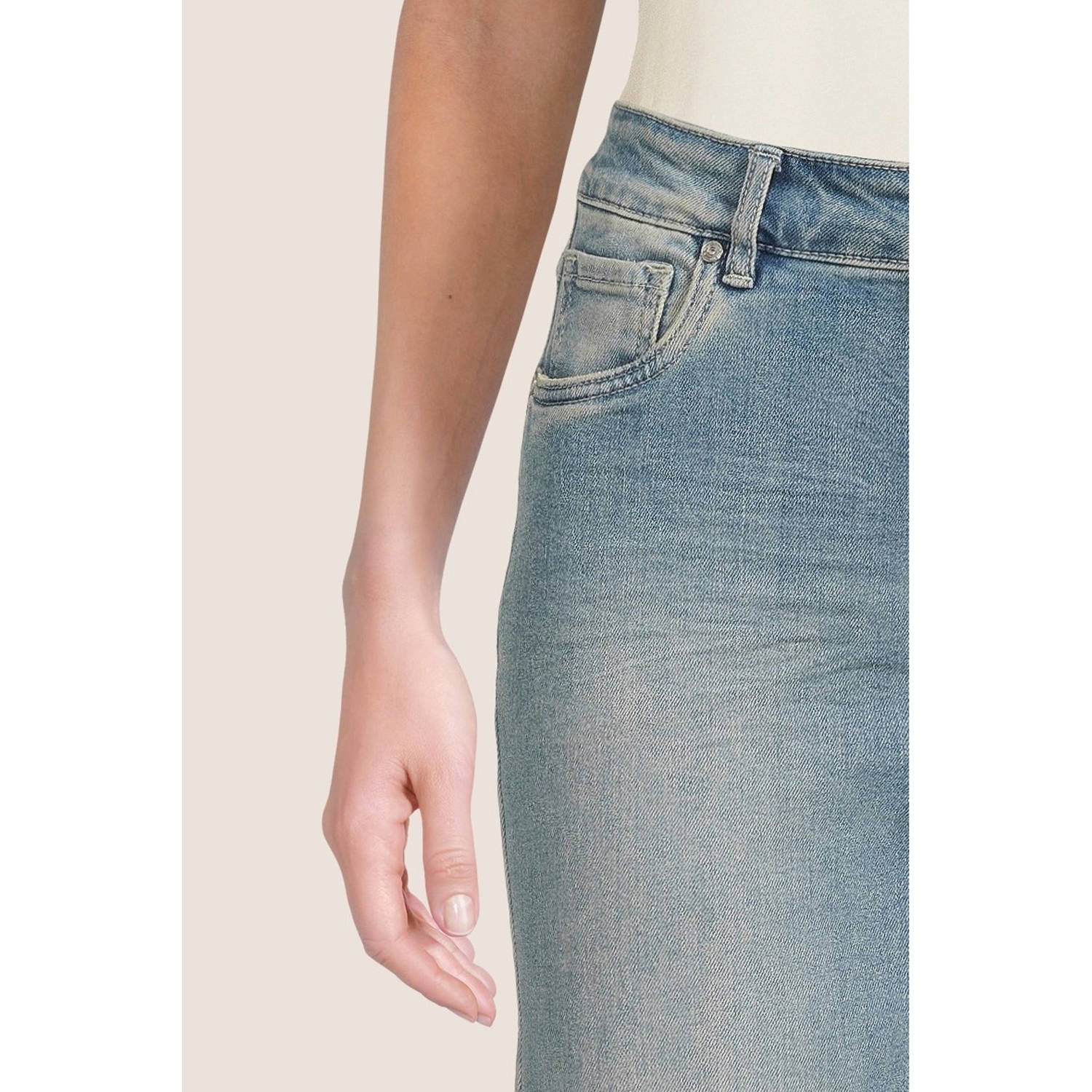 Circle of Trust cropped high waist mom jeans CHLOE light blue denim