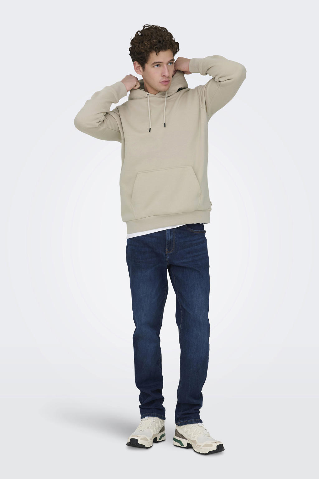 Beige heren ONLY & SONS hoodie van sweat materiaal met effen, lange mouwen en capuchon