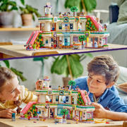 thumbnail: LEGO Friends Heartlake City winkelcentrum Speelgoedwinkel en Poppetjes Bouwpakket 42604