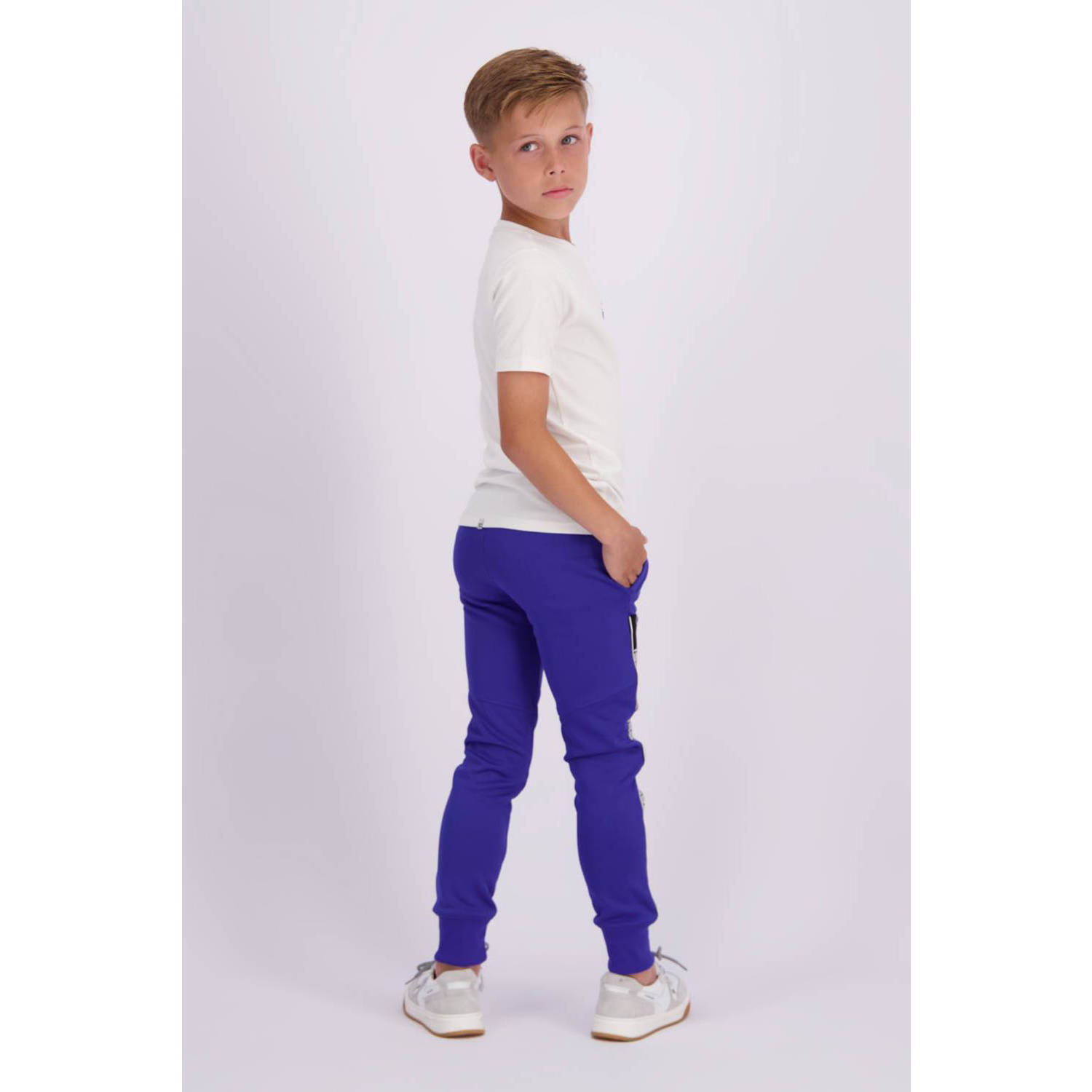Vingino x Messi joggingbroek Serto met zijstreep hardblauw