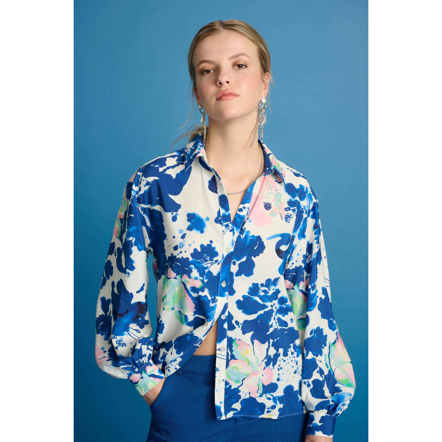 POM Amsterdam blouse met all over print blauw groen roze