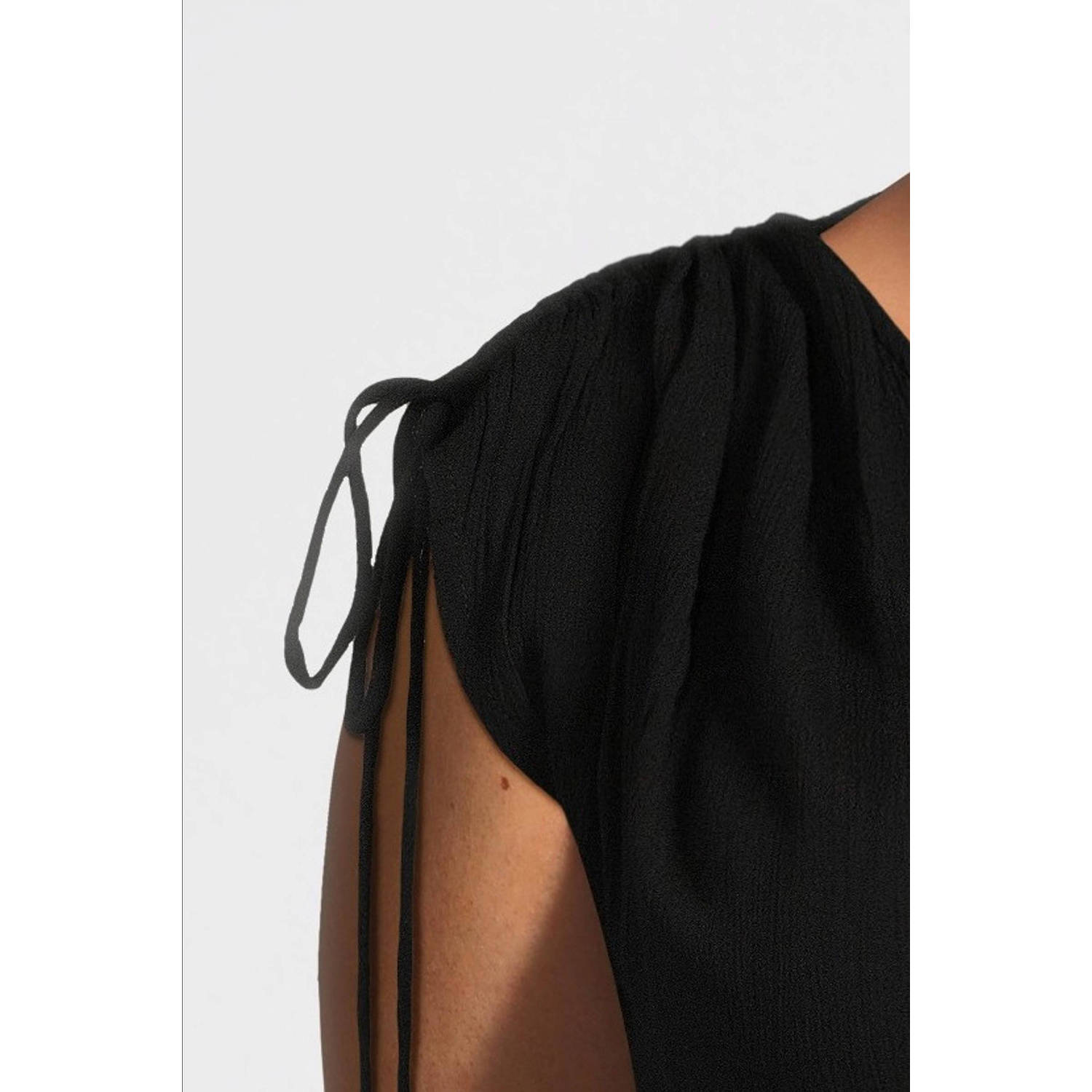 GREAT LOOKS crinkle maxi jurk zwart