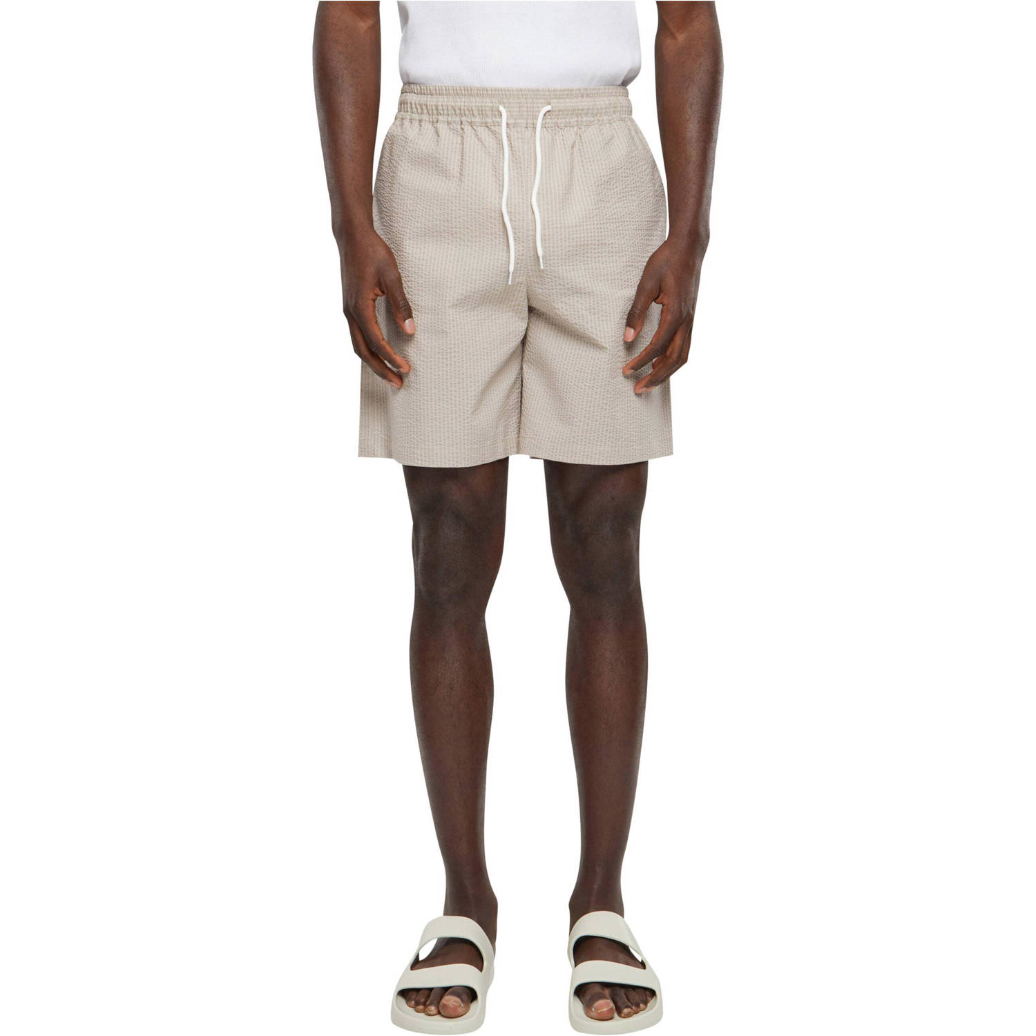 Urban Classics gestreepte regular fit short beige