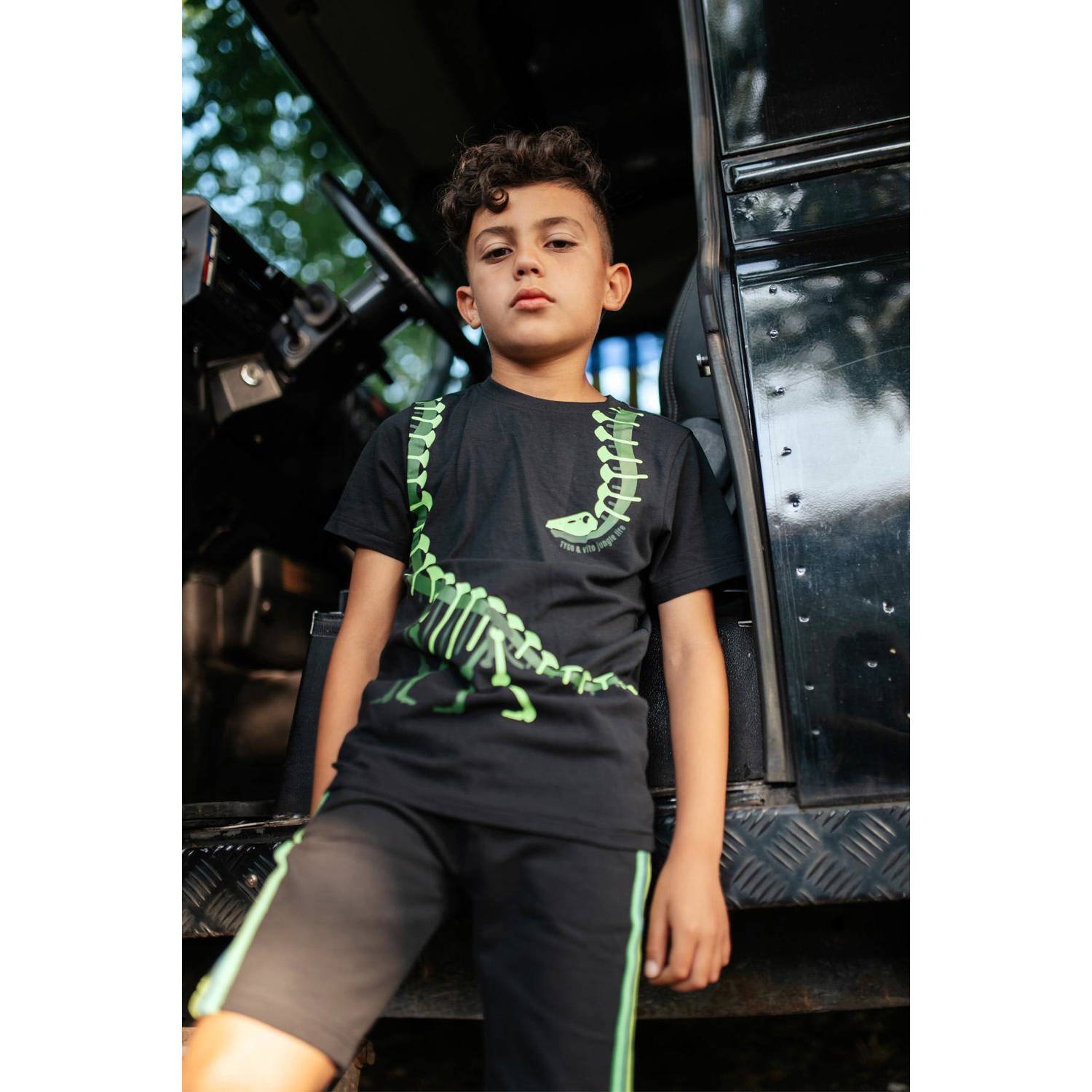 TYGO & vito T-shirt Toby met printopdruk zwart groen