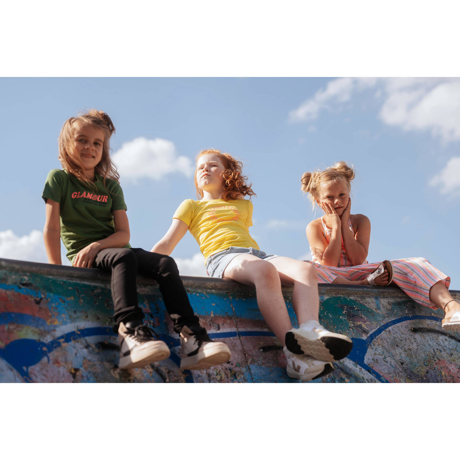 TYGO & vito T-shirt Jill met tekst en borduursels olijfgroen
