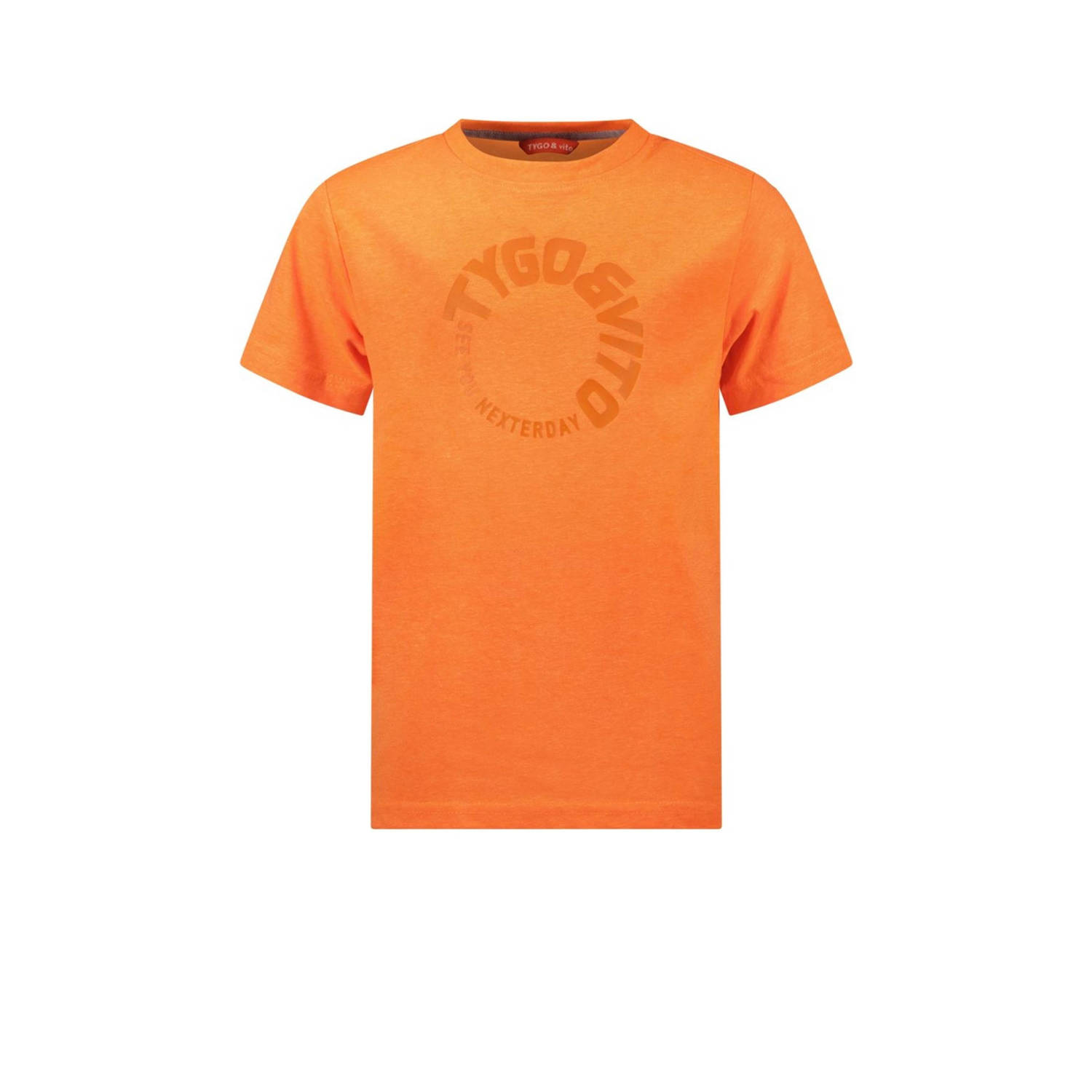 TYGO & vito T-shirt James met logo feloranje