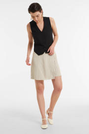 thumbnail: Ruby linnen skort met krijtstreep print beige