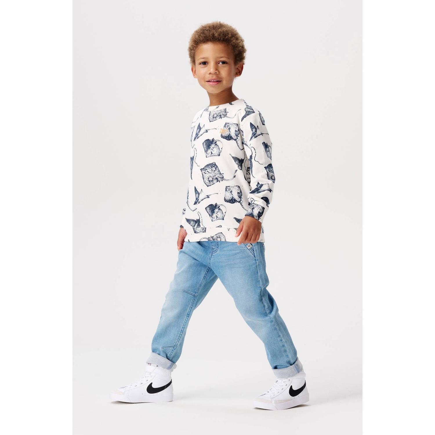 Noppies sweater met all over print wit blauw