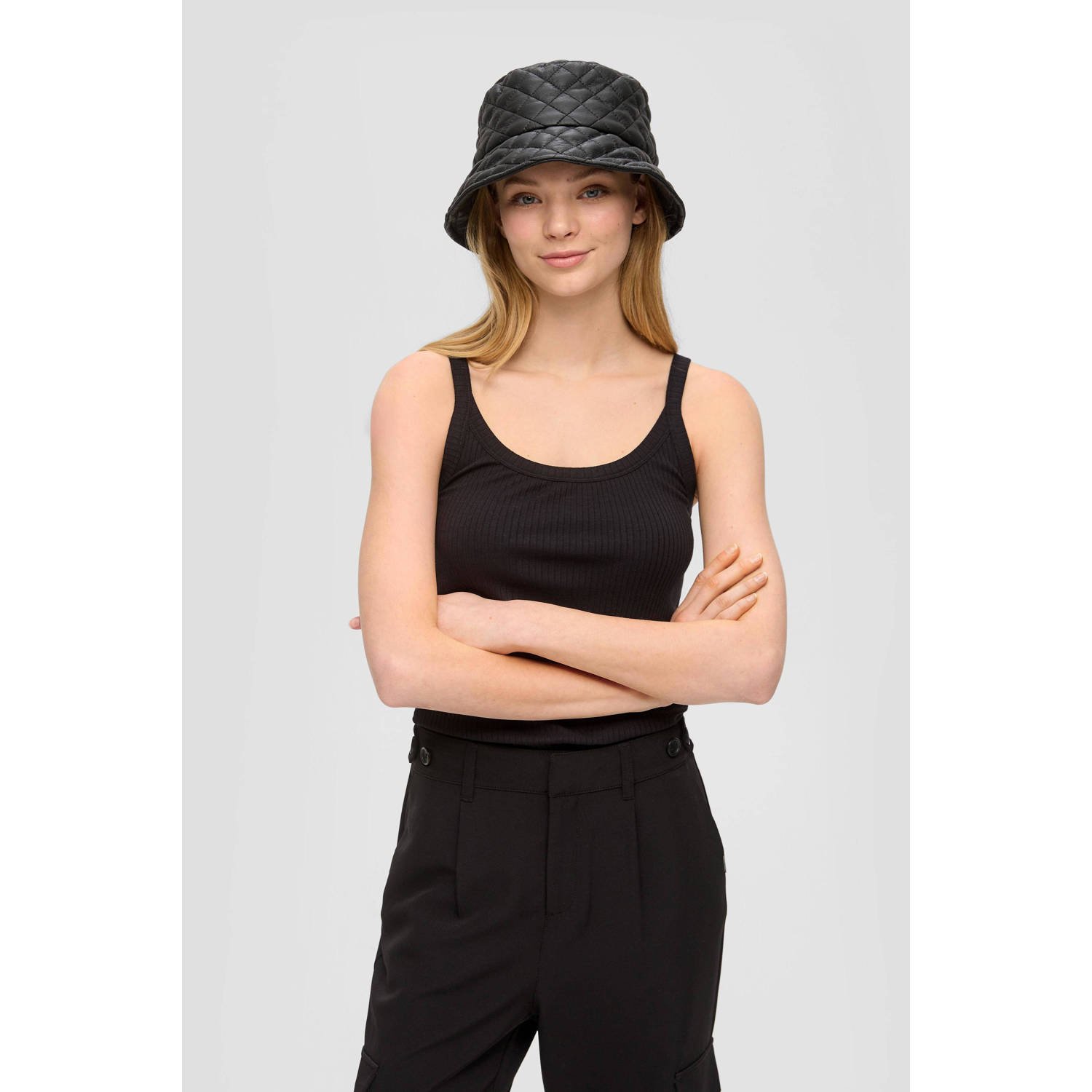 Q S by s.Oliver ribgebreide singlet zwart