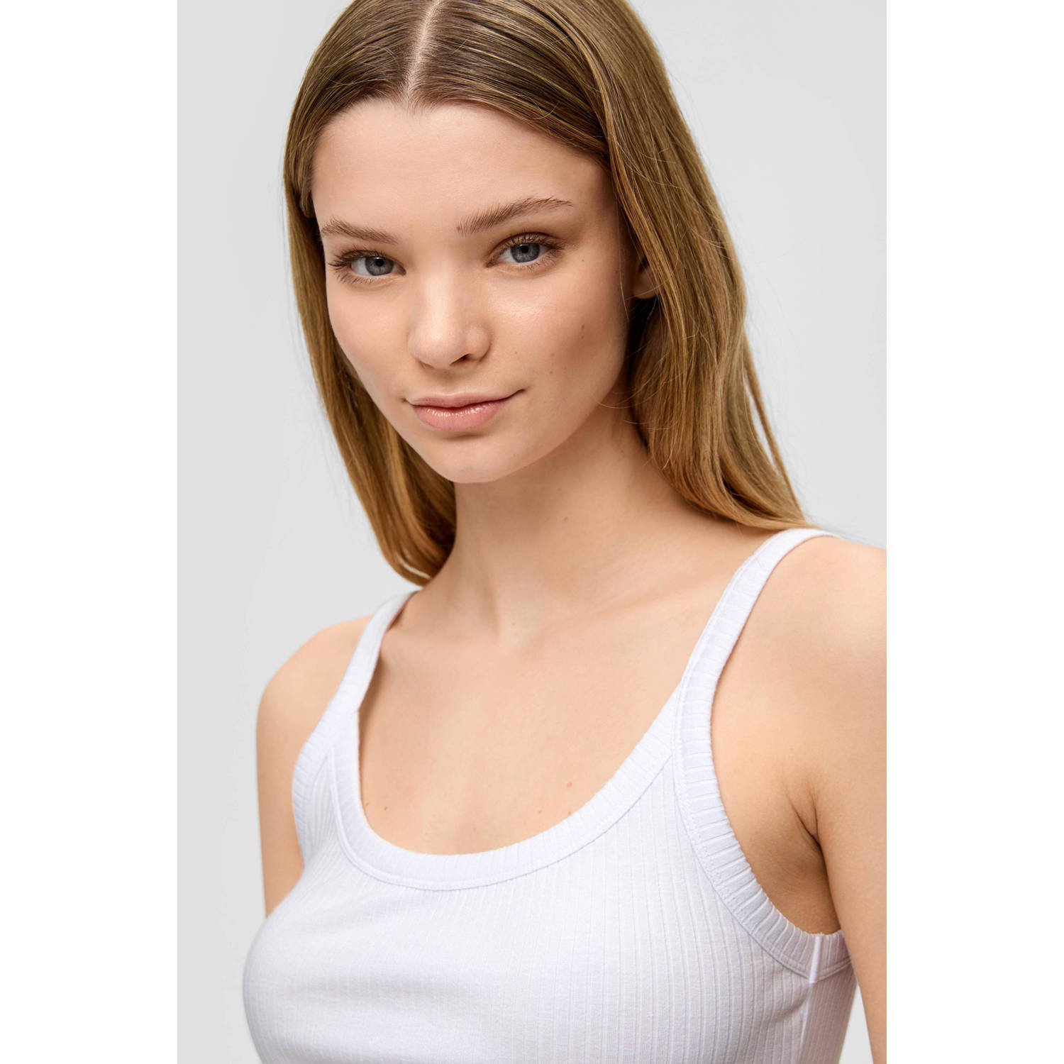 Q S by s.Oliver ribgebreide singlet wit