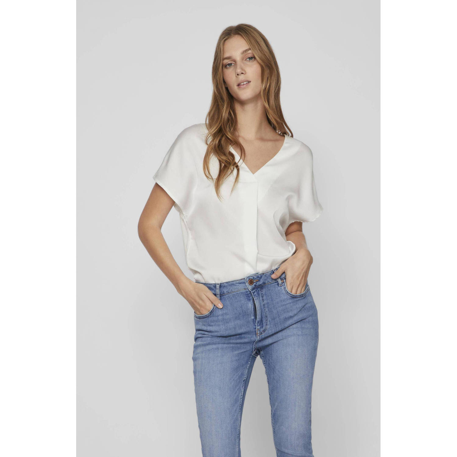 Vila Shirt met V-hals VIELLETTE V-NECK S S SATIN TOP NOOS
