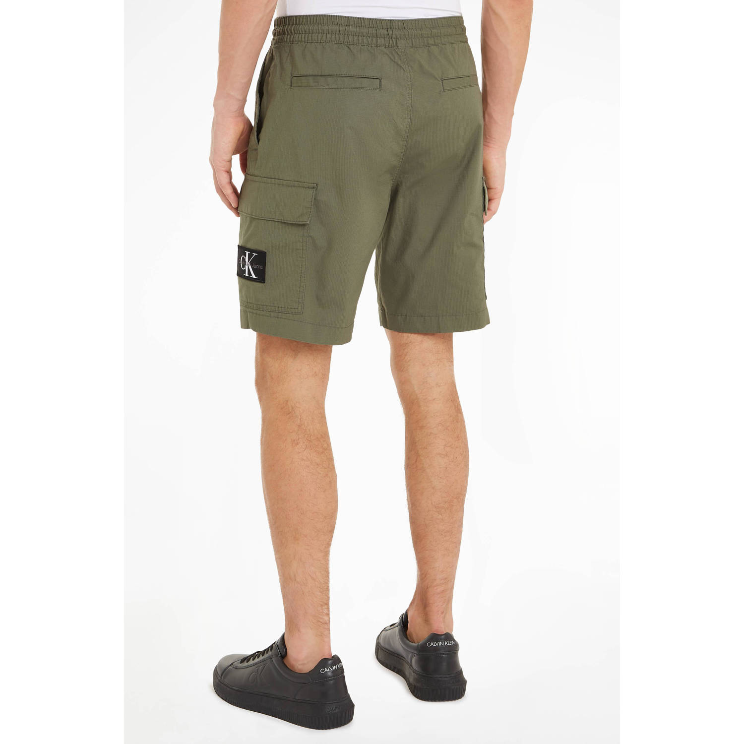 CALVIN KLEIN JEANS regular fit cargo short met logo dusty olive