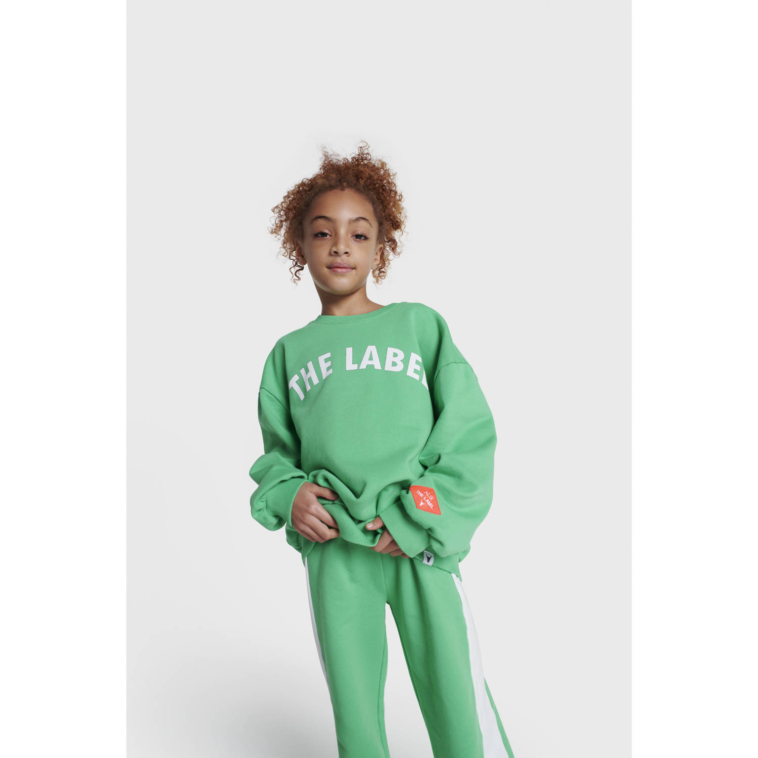 Alix the Label Alix Mini sweater met tekst kikkergroen